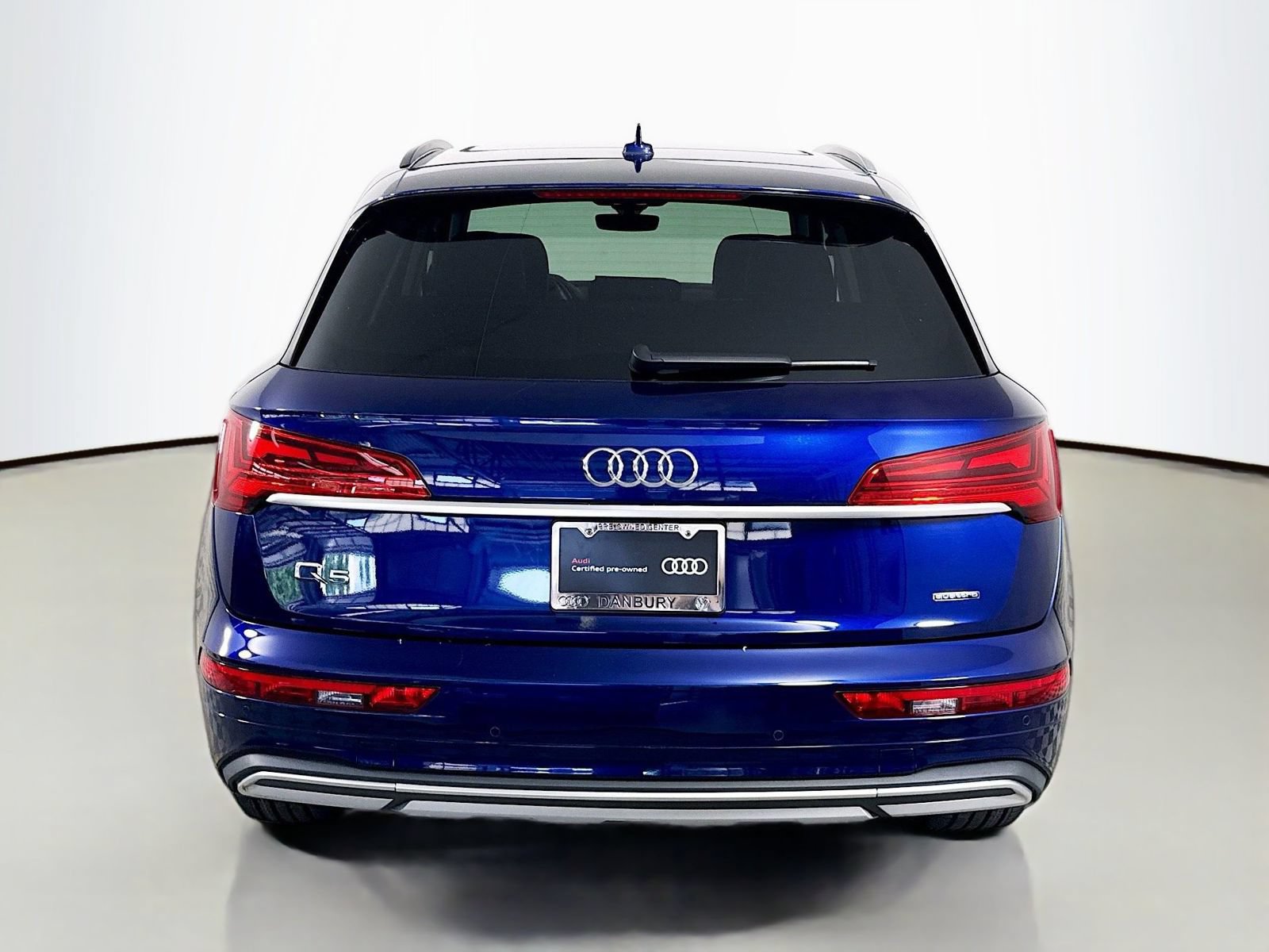 Certified 2023 Audi Q5 Premium w/ Convenience Package AWD/4WD image 10