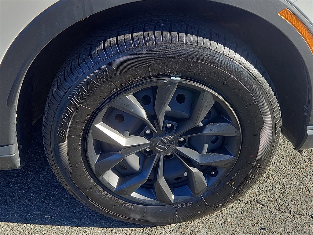Used 2024 Honda CR-V LX image 10