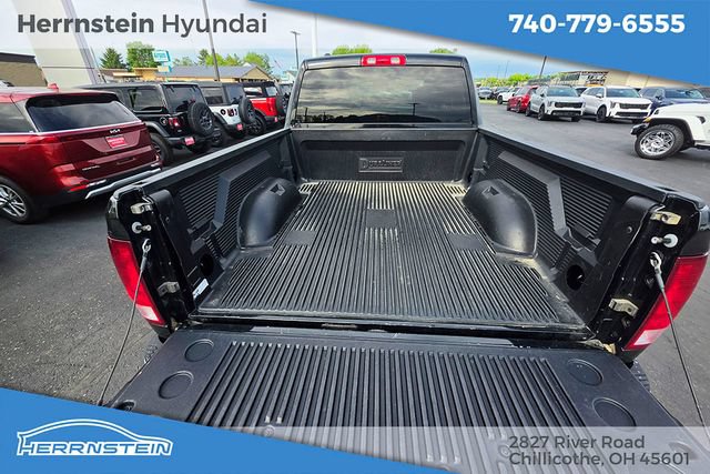 Used 2024 RAM 1500 Classic SLT AWD/4WD image 19