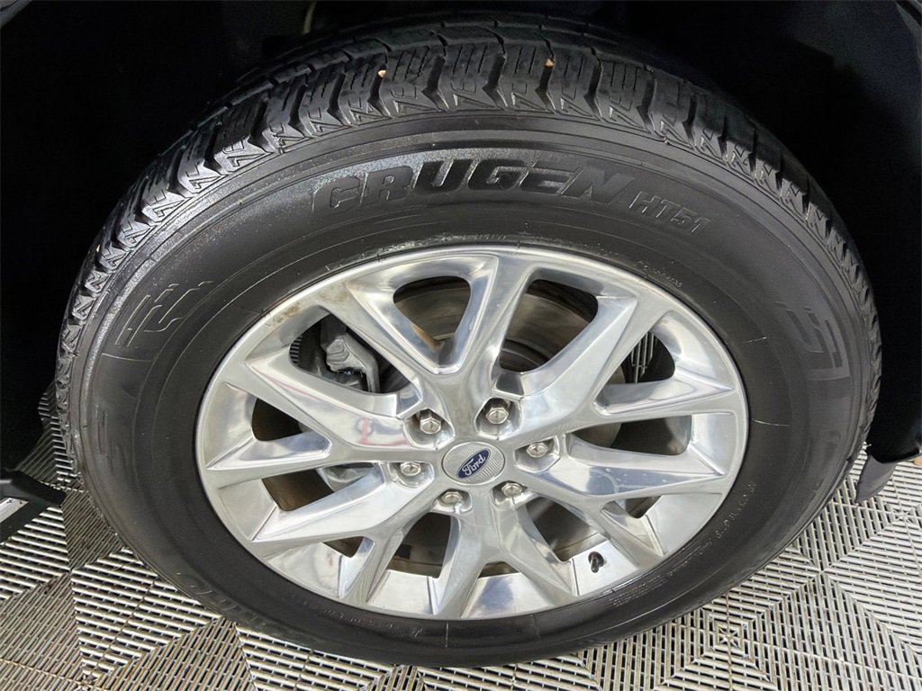 Used 2020 Ford Expedition XLT w/ Equipment Group 202A image 13