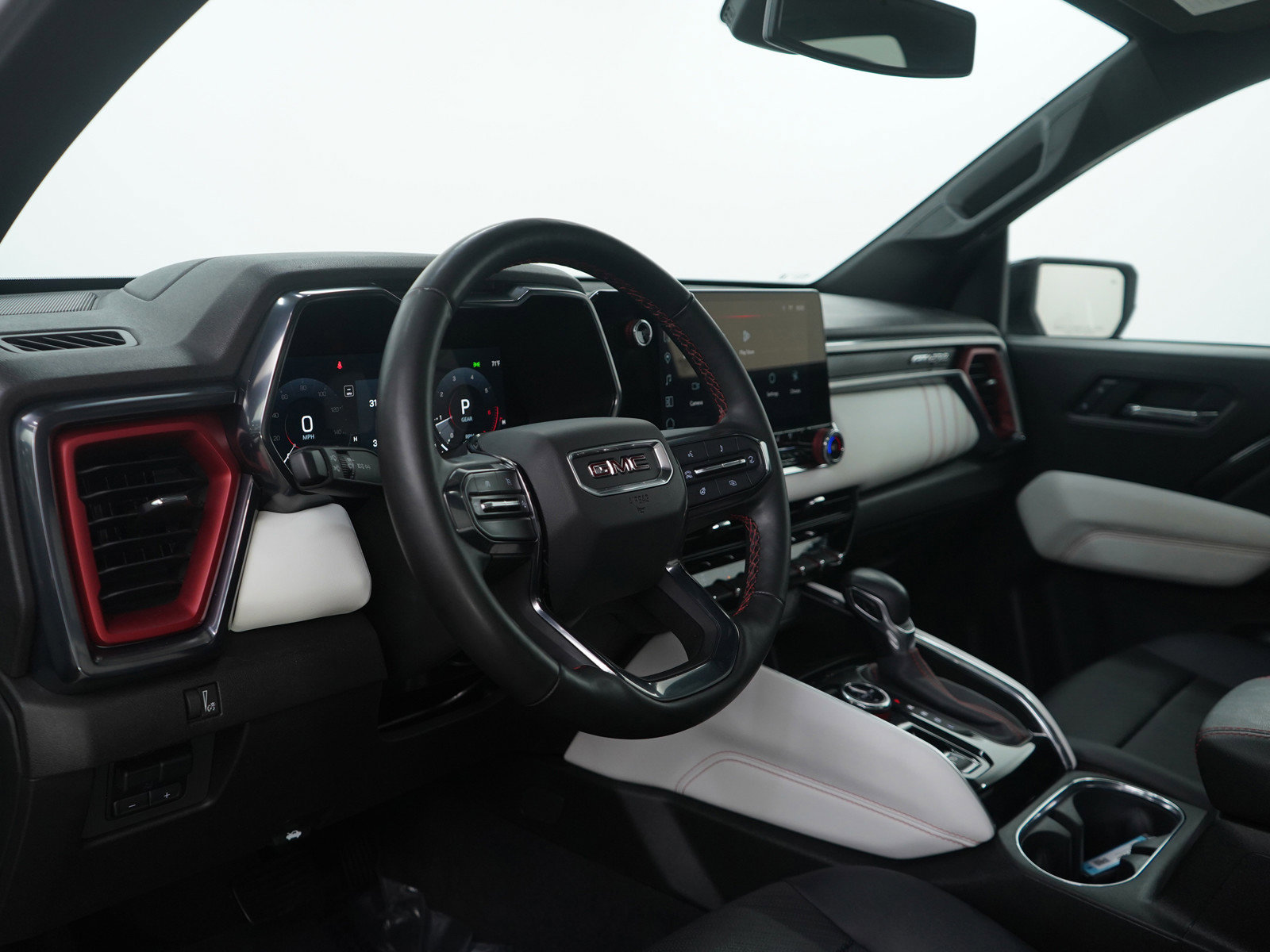 Used 2024 GMC Canyon AT4X image 16