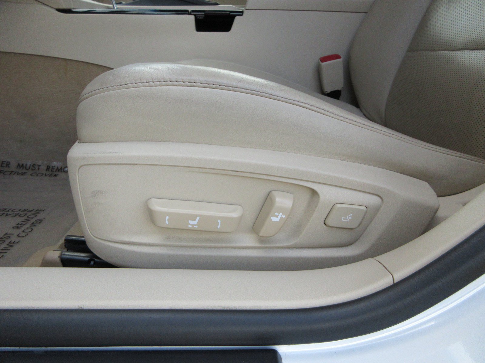 Used 2013 Lexus ES 300h w/ Luxury Pkg FWD image 32