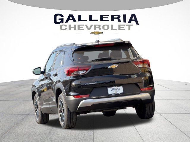 New 2026 Chevrolet TrailBlazer LT w/ Driver Confidence Package FWD image 5