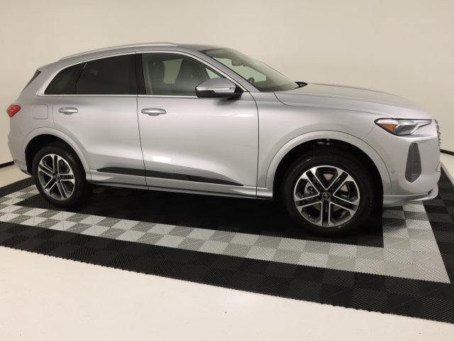 New 2026 Audi Q5 Premium Plus AWD/4WD image 6