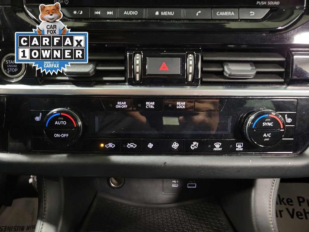 Used 2023 Nissan Pathfinder SV image 17