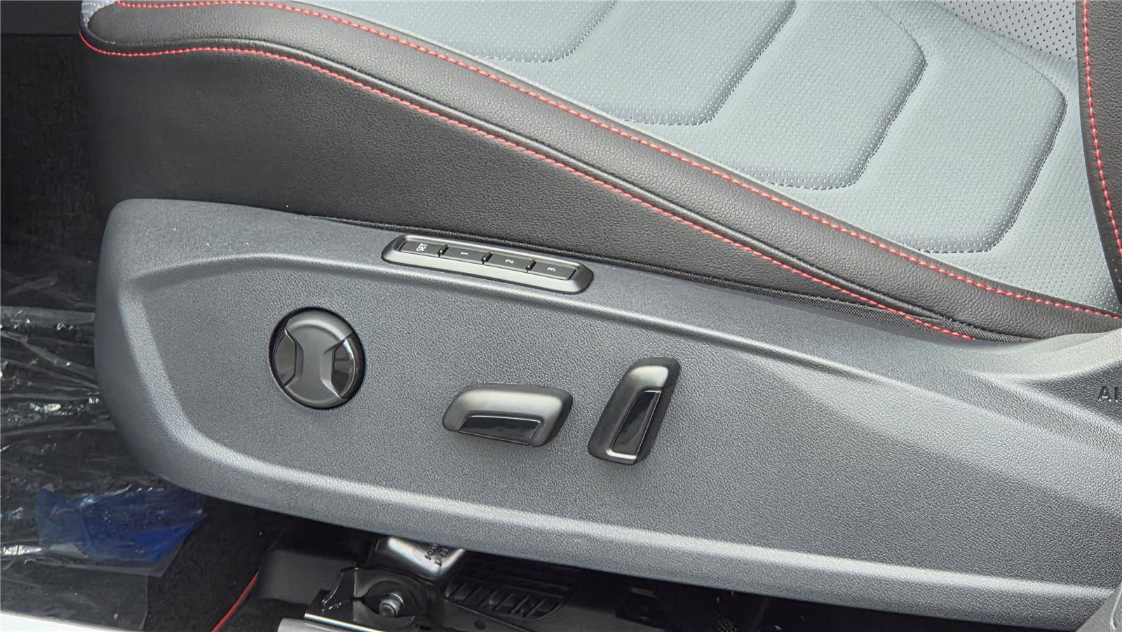 New 2027 Volkswagen Jetta GLI Autobahn FWD image 14