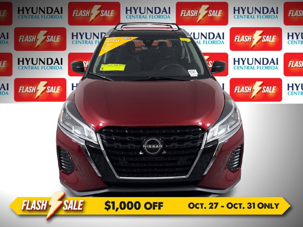 Used 2024 Nissan Kicks SV w/ Interior Electronics Package FWD image 8