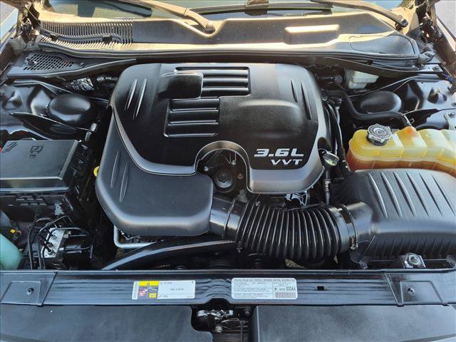 Used 2013 Dodge Challenger SXT RWD image 21
