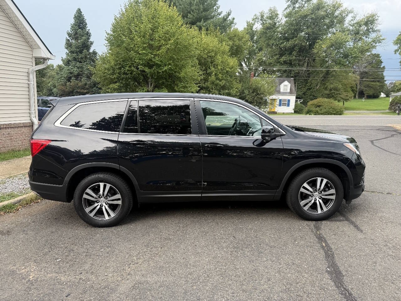 Used 2018 Honda Pilot EX-L image 6