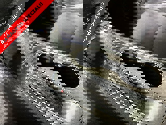 Used 2020 Chevrolet Malibu LT image 16