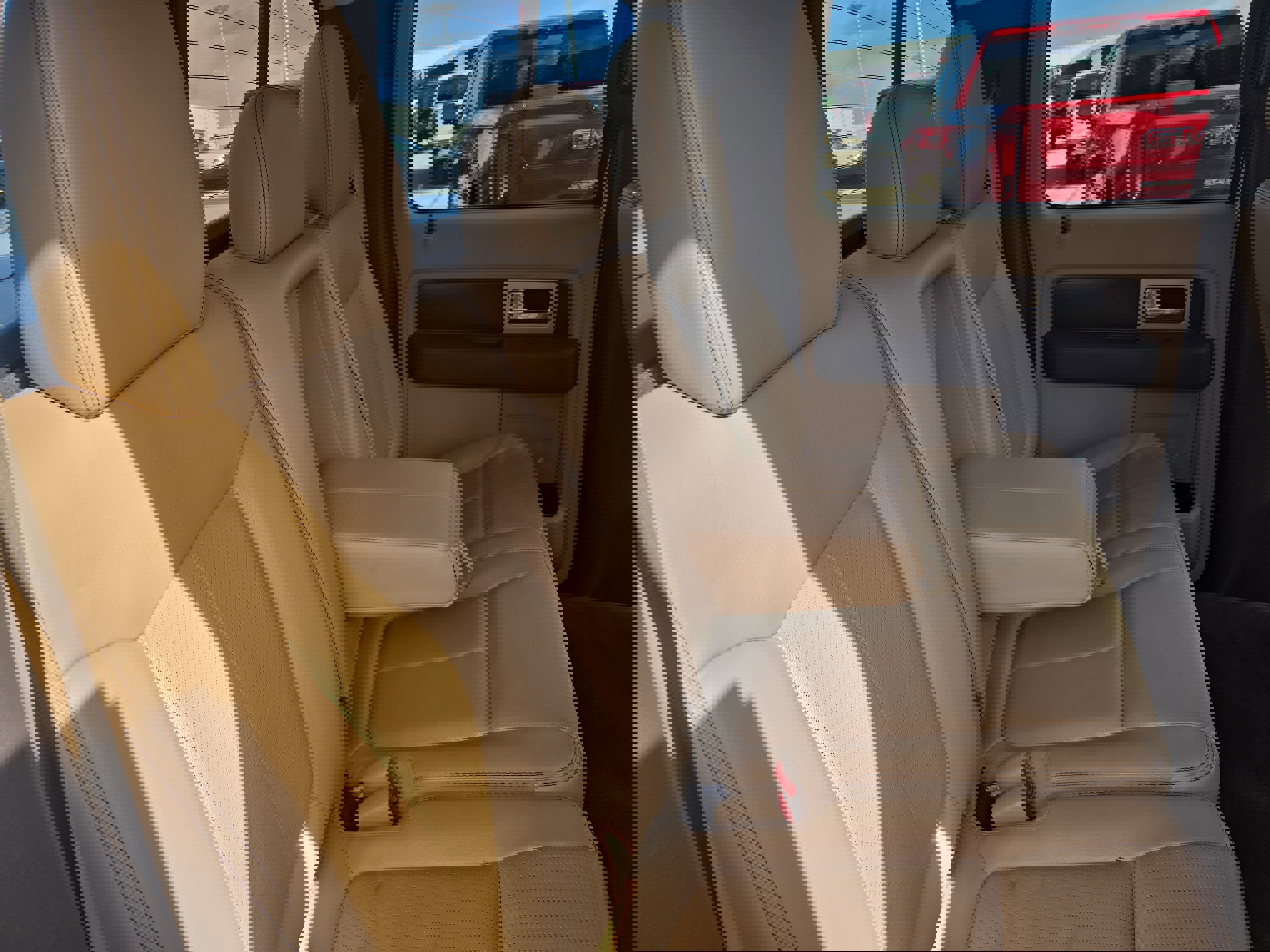 Used 2012 Ford F150 Lariat w/ Lariat Plus Pkg image 11