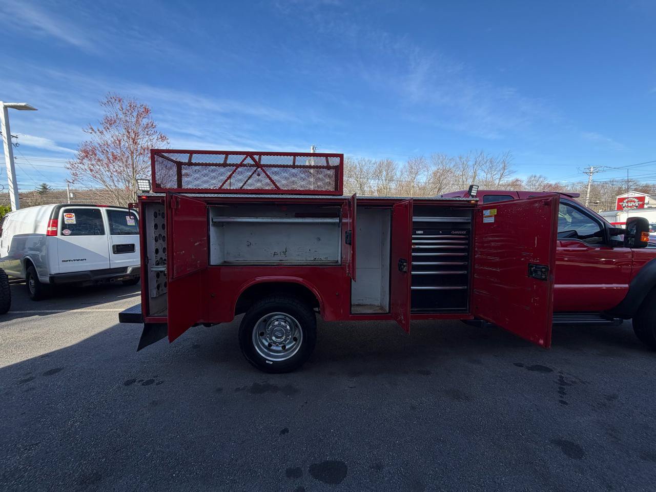 Used 2013 Ford F550 4x4 SuperCab Super Duty w/ Payload Upgrade Pkg image 17