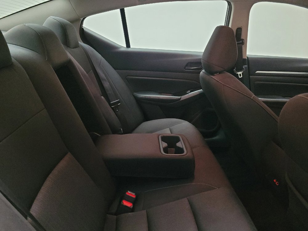 Used 2023 Nissan Altima 2.5 SV image 19