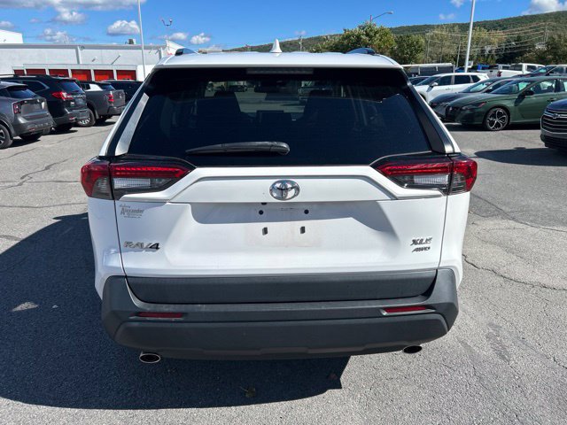 Used 2022 Toyota RAV4 XLE w/ Convenience Package AWD/4WD image 6