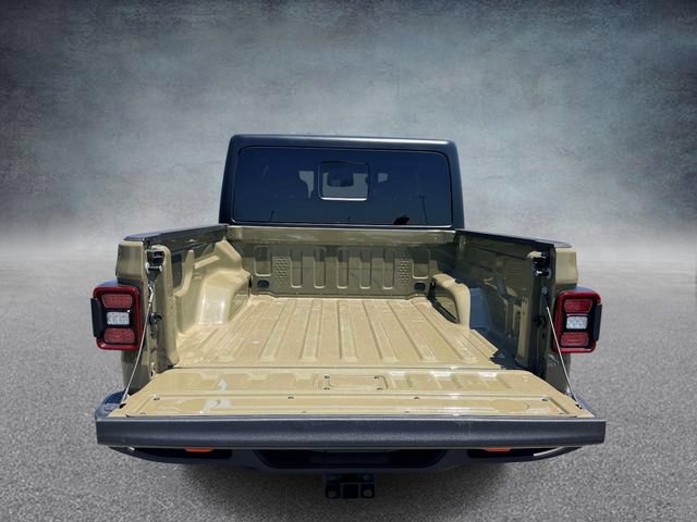 Used 2026 Jeep Gladiator Mojave AWD/4WD image 12