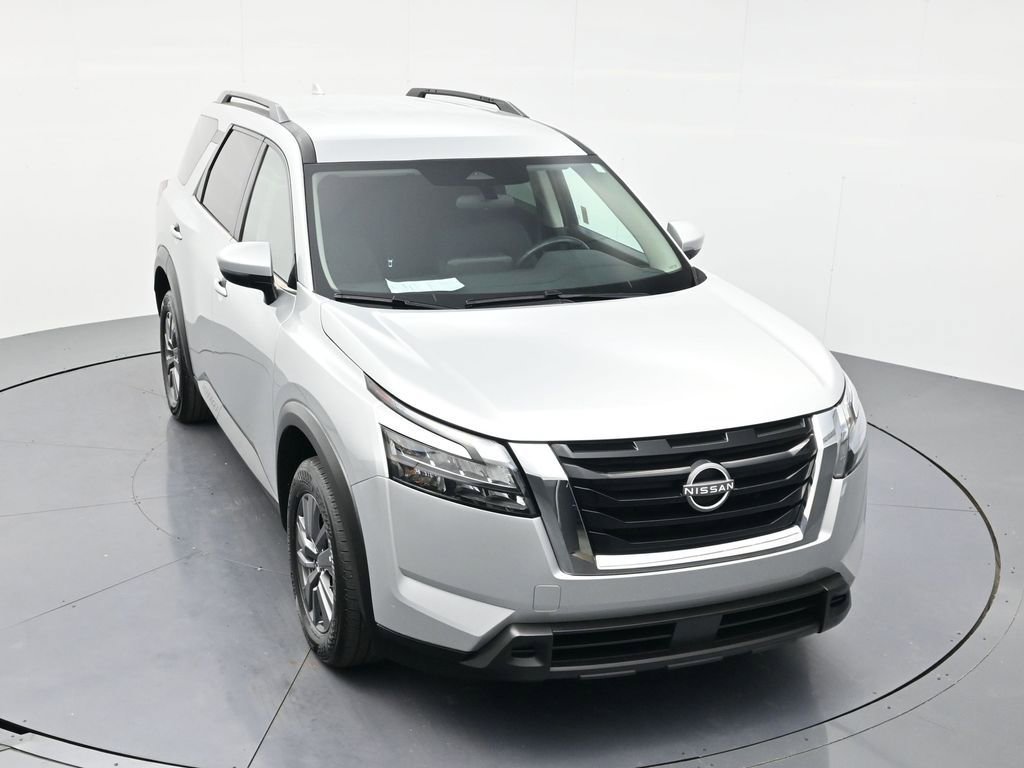 Used 2024 Nissan Pathfinder SV AWD/4WD image 41