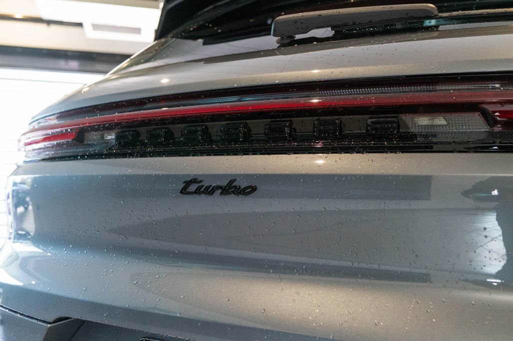 New 2026 Porsche Cayenne Turbo AWD/4WD image 15