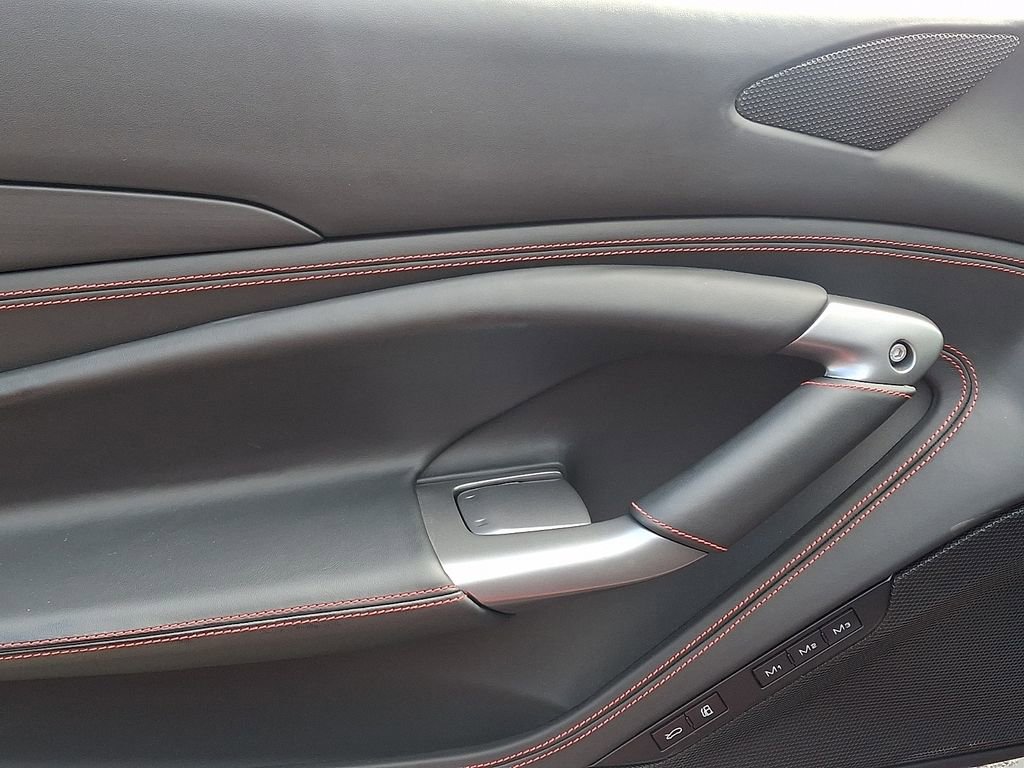 Used 2020 Ferrari F8 Tributo image 11