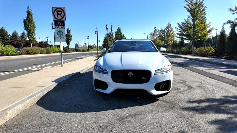 Used 2016 Jaguar XF S image 5