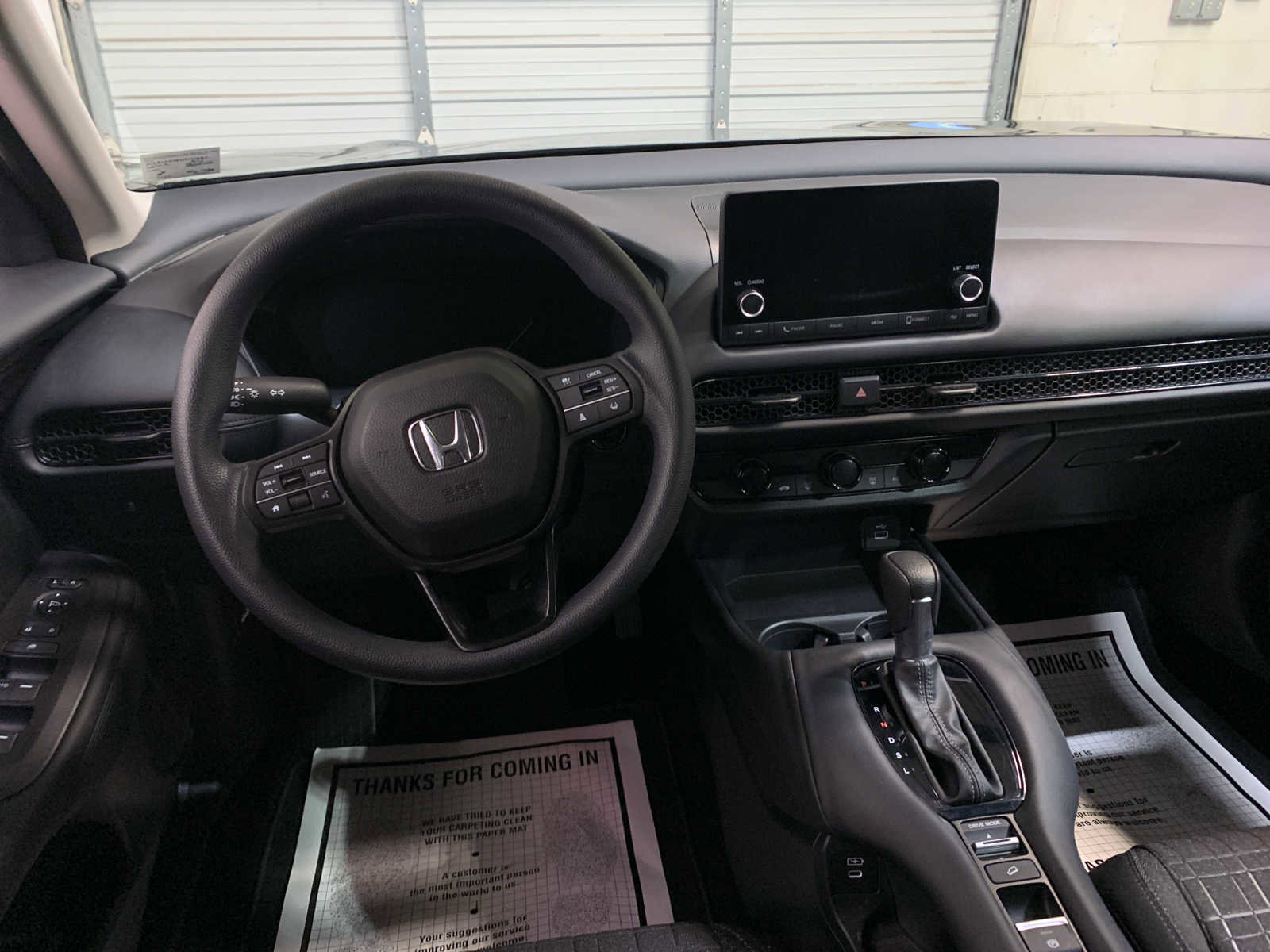 Used 2025 Honda HR-V LX image 4