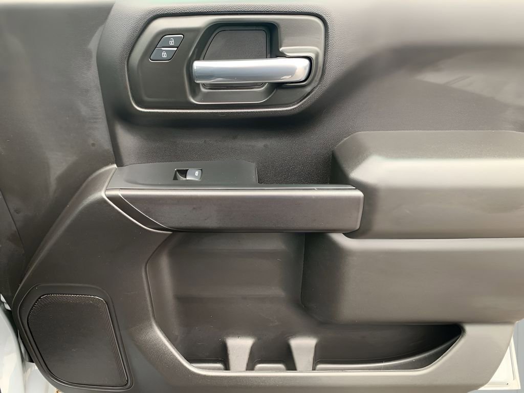 Used 2024 Chevrolet Silverado 1500 Custom w/ Turbomax Blackout Package image 19