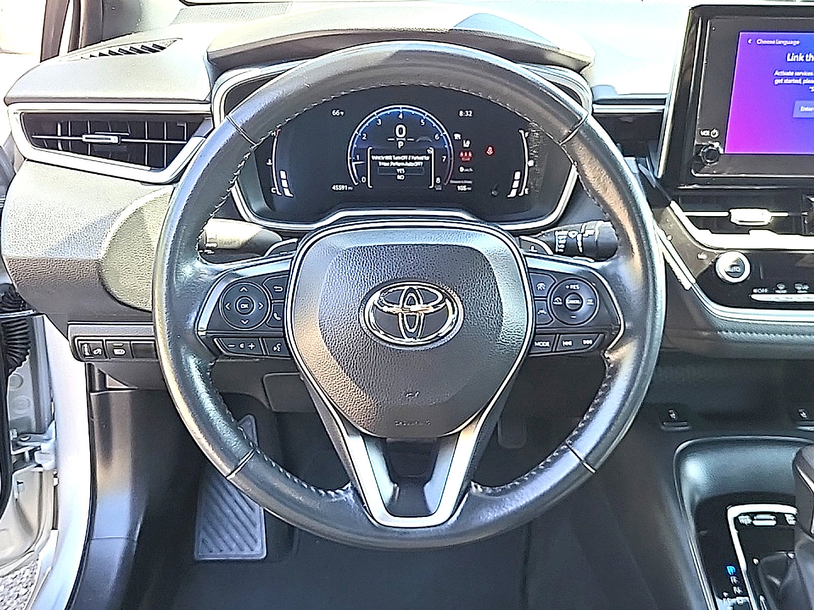 Used 2023 Toyota Corolla XSE w/ Carpet Mat Package (TMS) FWD image 17