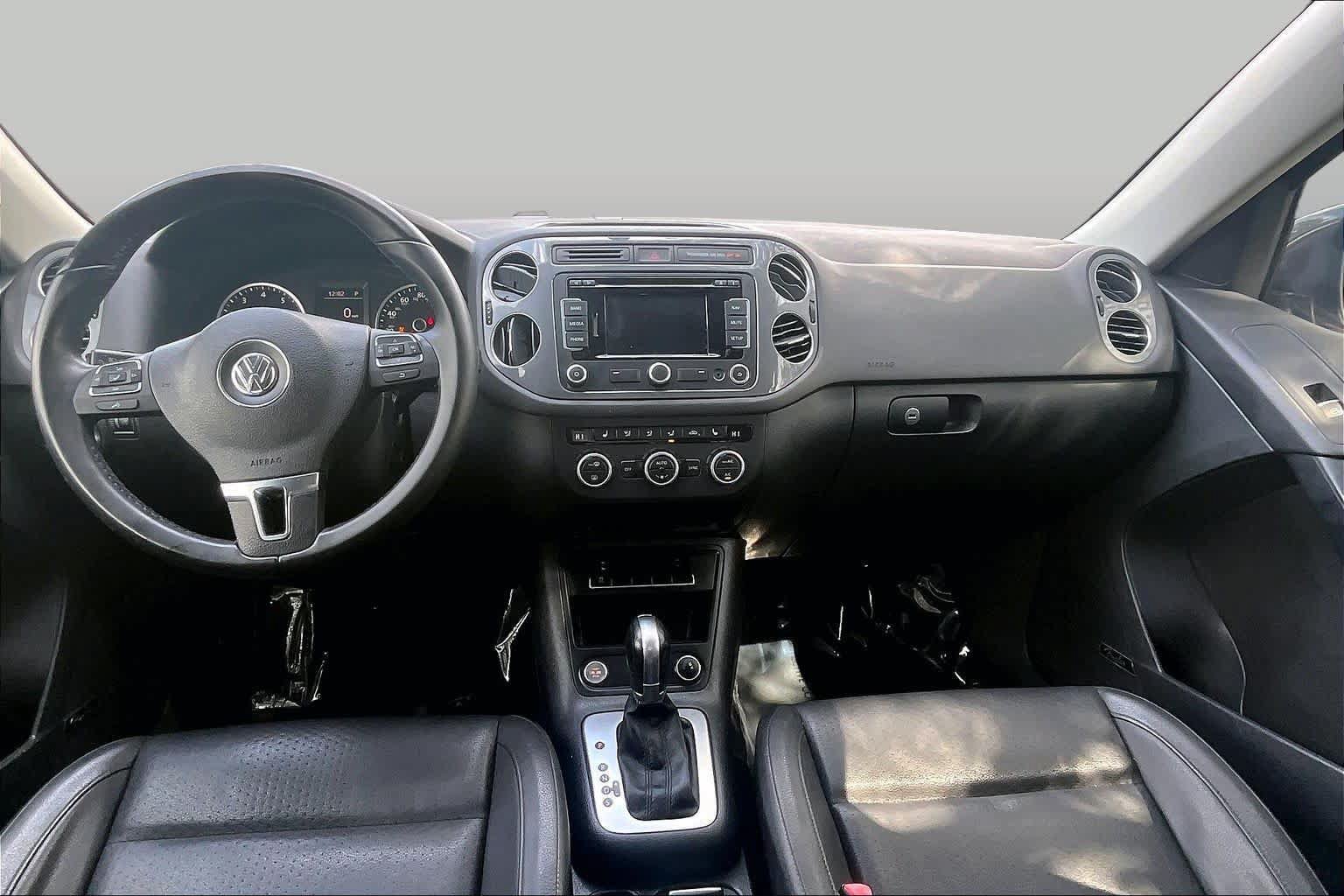 Used 2014 Volkswagen Tiguan SEL FWD image 16