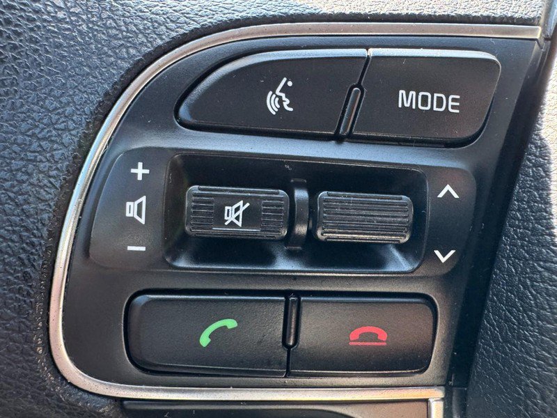 Used 2018 Kia Optima LX FWD image 16