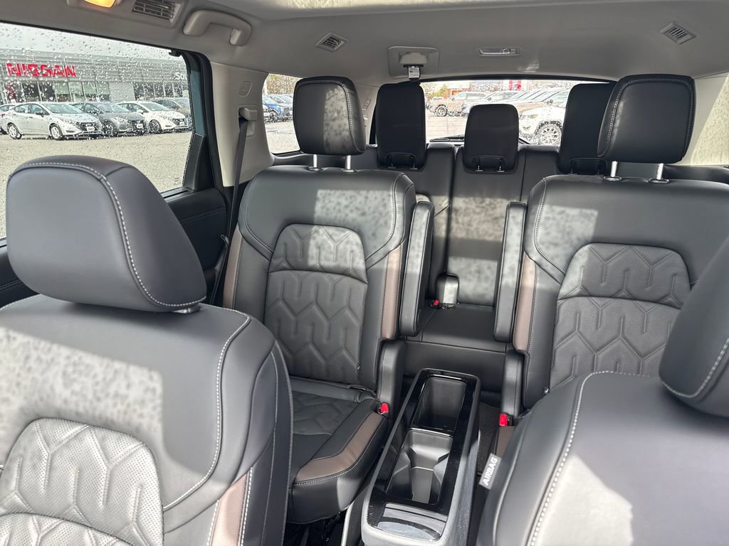New 2026 Nissan Pathfinder Platinum image 42