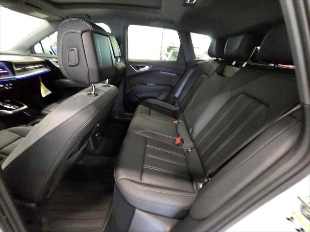 New 2024 Audi Q4 e-tron Premium Plus AWD/4WD image 19