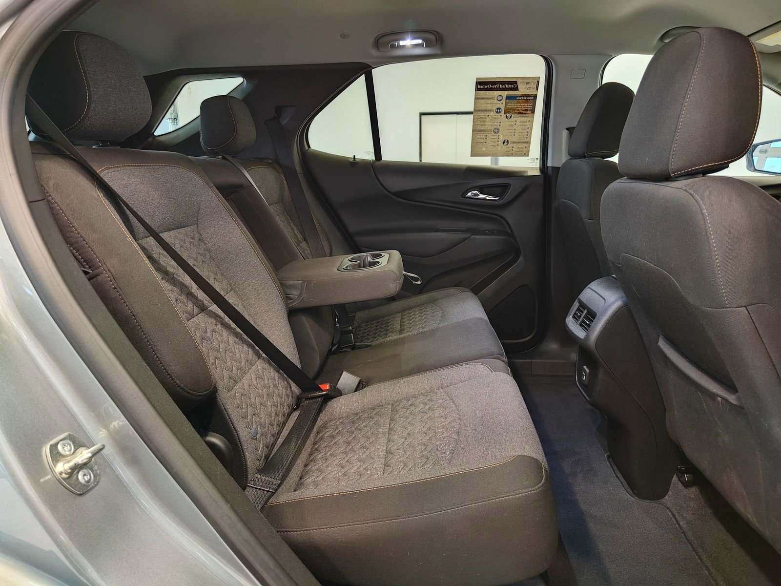 Used 2023 Chevrolet Equinox LT image 33