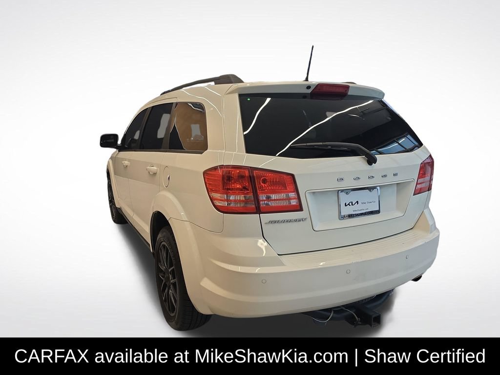 Used 2020 Dodge Journey SE w/ Blacktop Package FWD image 4