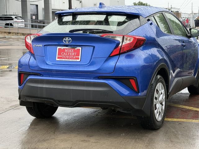 Used 2019 Toyota C-HR LE FWD image 7