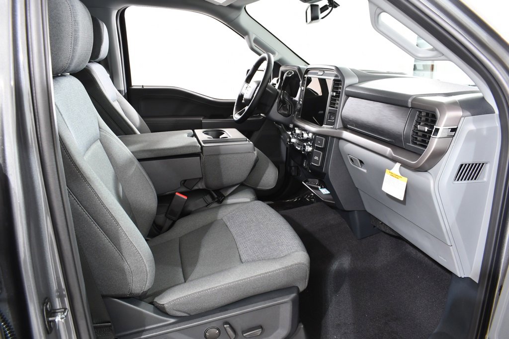 New 2026 Ford F150 XLT w/ Equipment Group 302A MID image 10