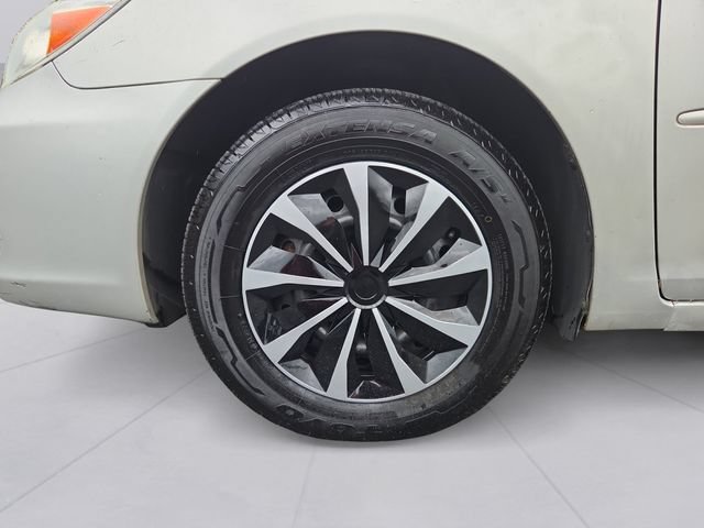 Used 2003 Toyota Camry XLE FWD image 9