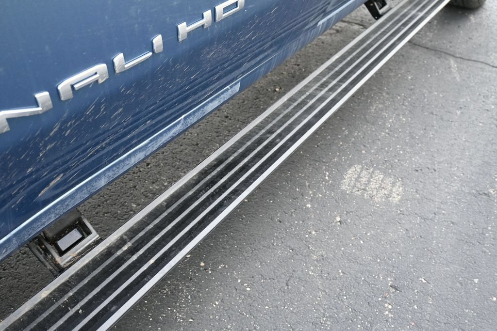 New 2026 GMC Sierra 3500 Denali Ultimate AWD/4WD image 17