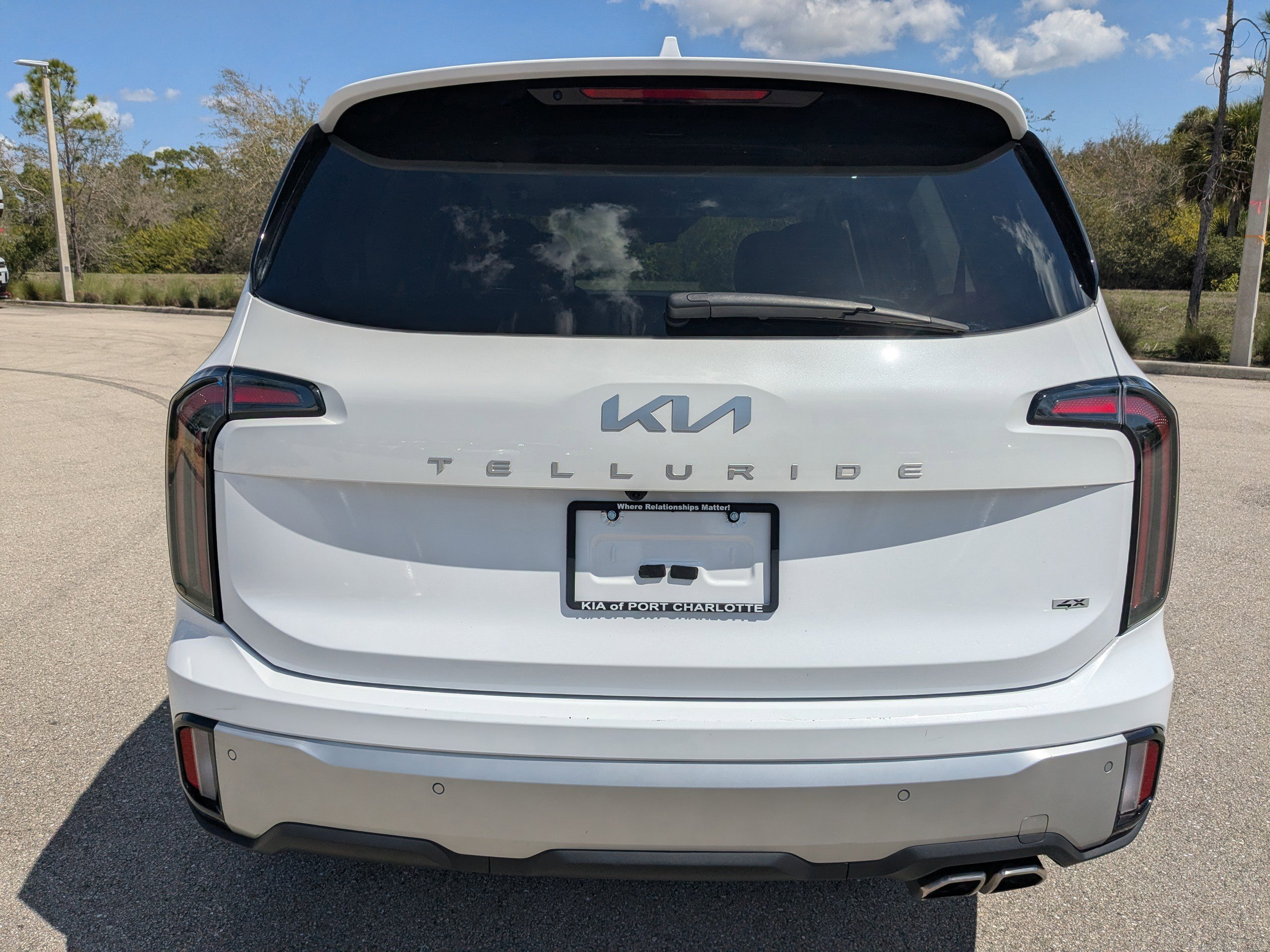 Certified 2024 Kia Telluride SX Prestige image 6