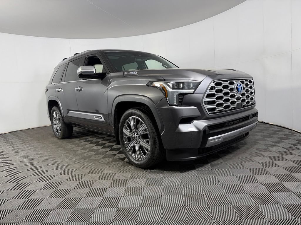 Used 2024 Toyota Sequoia Capstone AWD/4WD image 5