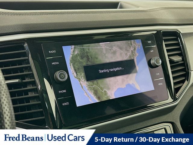 Used 2022 Volkswagen Atlas Cross Sport SEL R-Line image 13