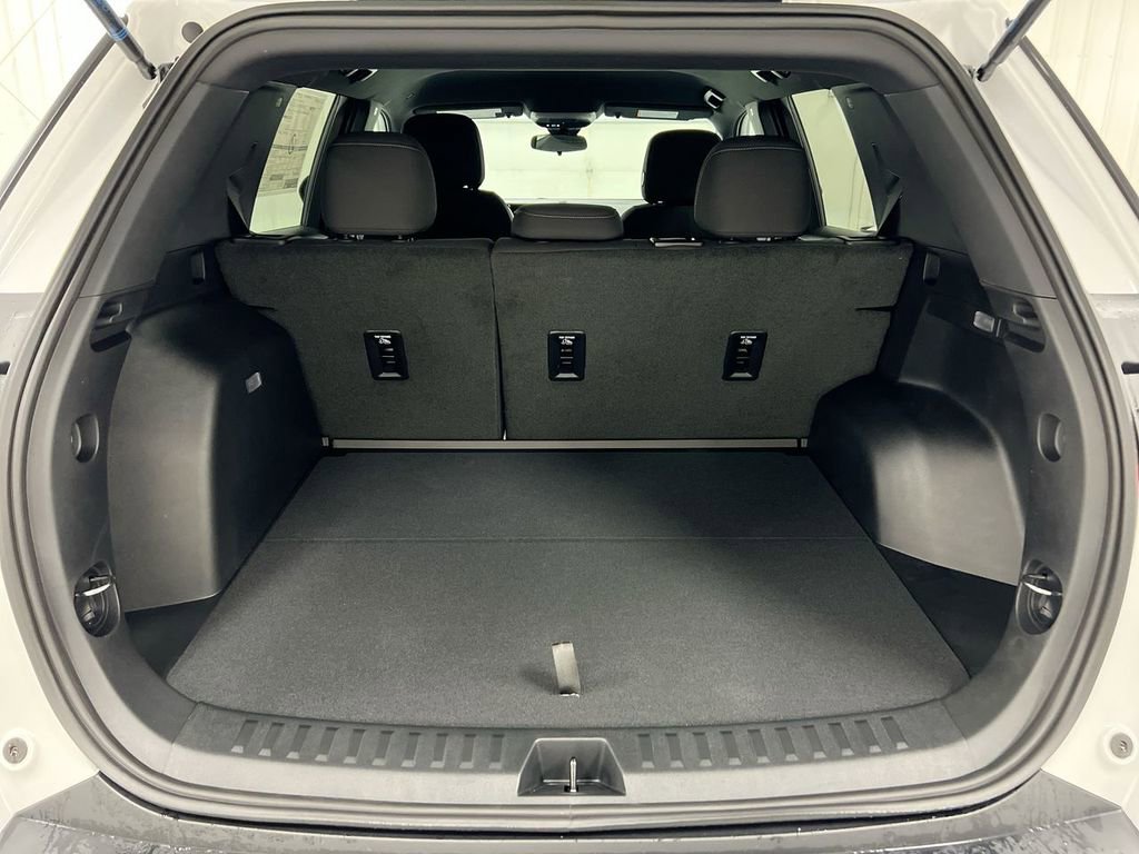 New 2026 Chevrolet Equinox LT image 24