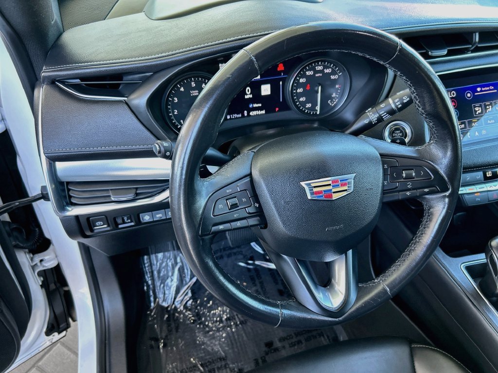 Used 2019 Cadillac XT4 Premium Luxury w/ Technology Package AWD/4WD image 11