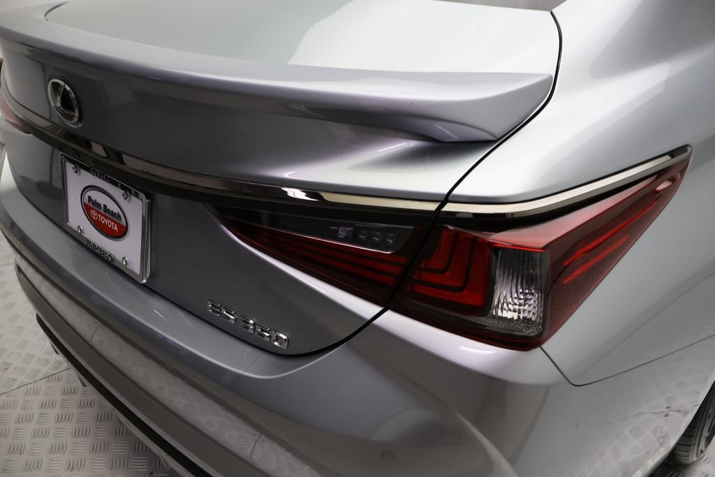 Used 2023 Lexus ES 350 F Sport w/ Accessory Package (Z2) FWD image 9