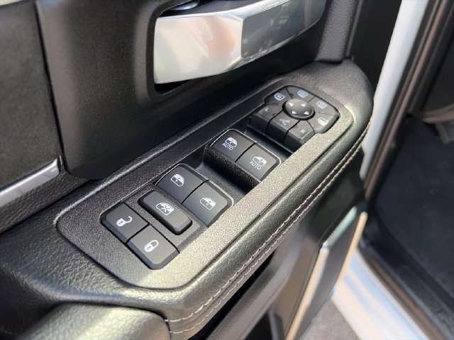 Used 2026 RAM 2500 Laramie AWD/4WD image 11