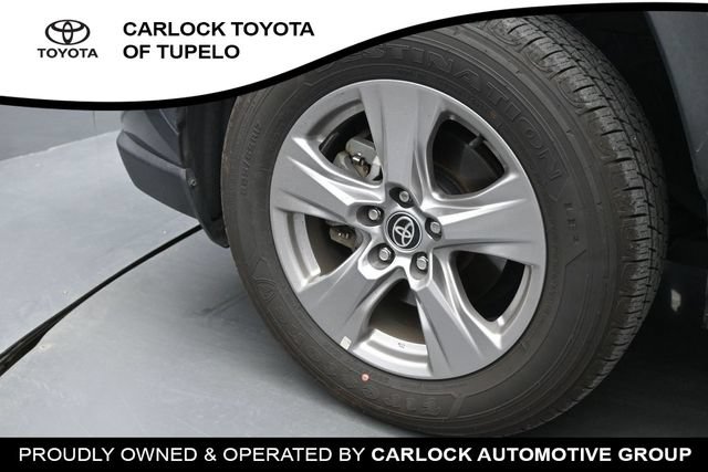 Used 2022 Toyota RAV4 XLE w/ Convenience Package AWD/4WD image 41