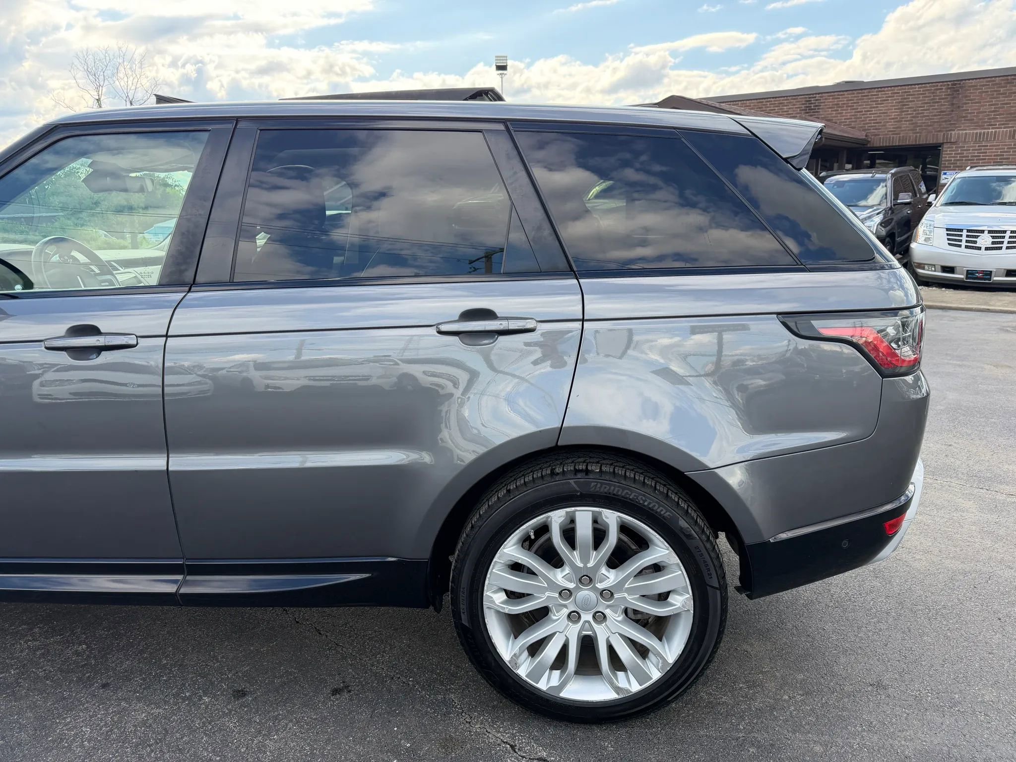 Used 2019 Land Rover Range Rover Sport HSE AWD/4WD image 55