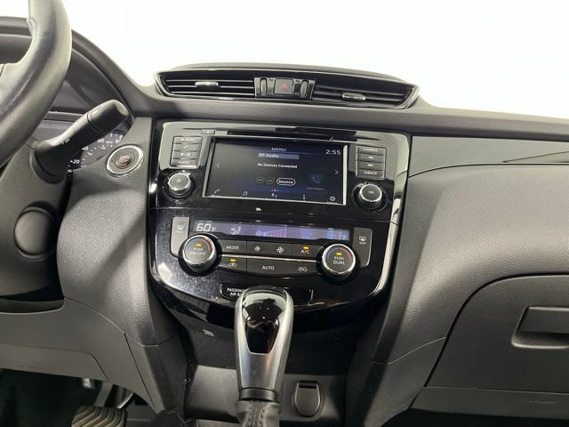 Used 2021 Nissan Rogue Sport SV FWD image 26