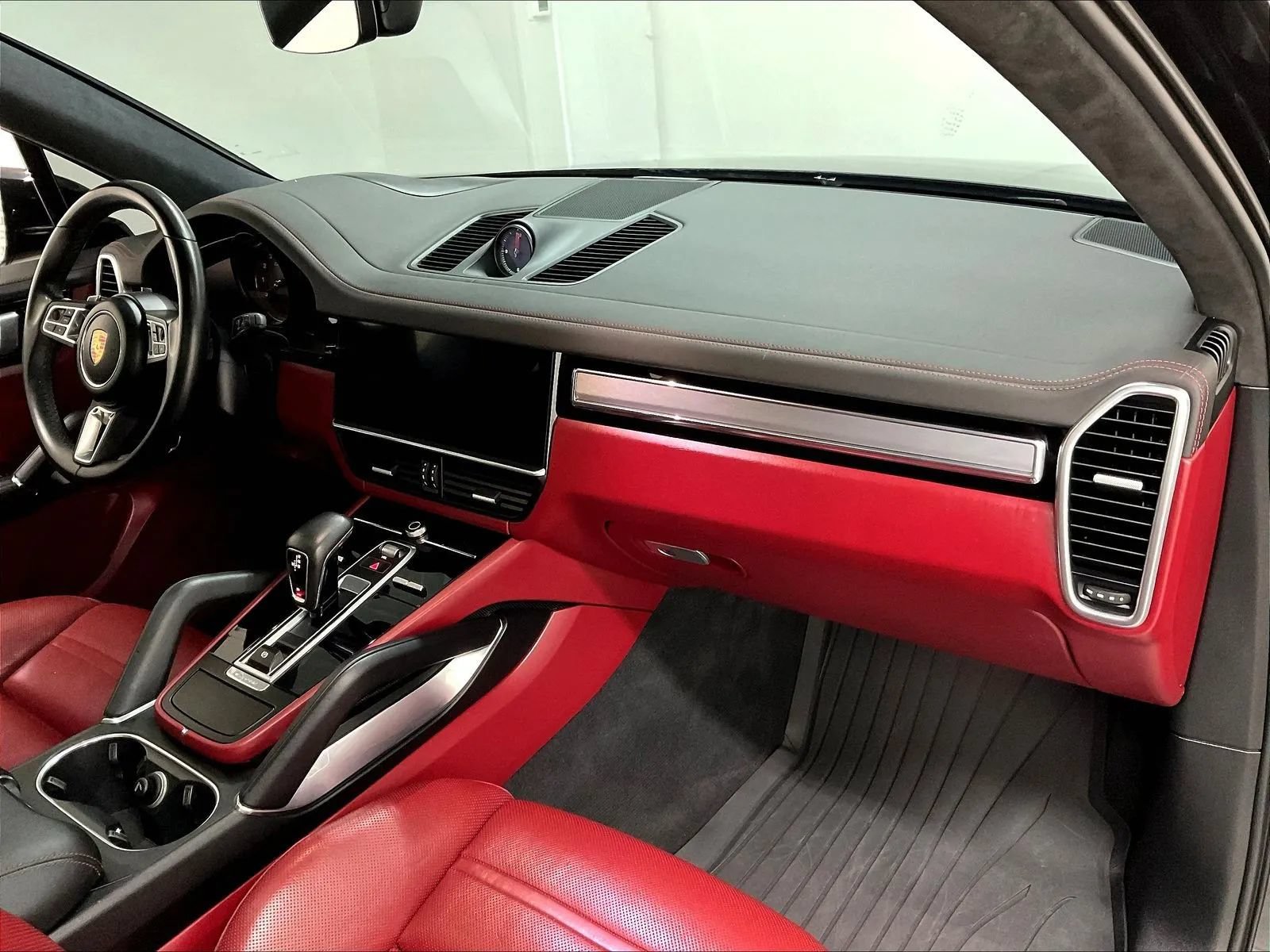 Used 2019 Porsche Cayenne Turbo AWD/4WD image 11