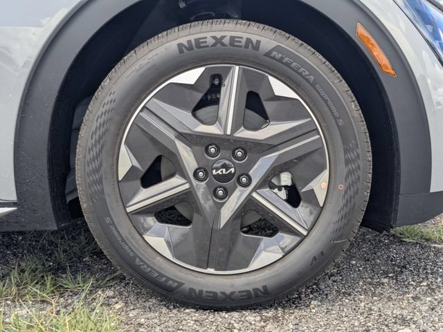 New 2026 Kia EV6 Light RWD image 11