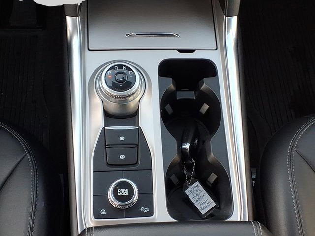 Used 2023 Ford Explorer XLT w/ Equipment Group 202A image 13
