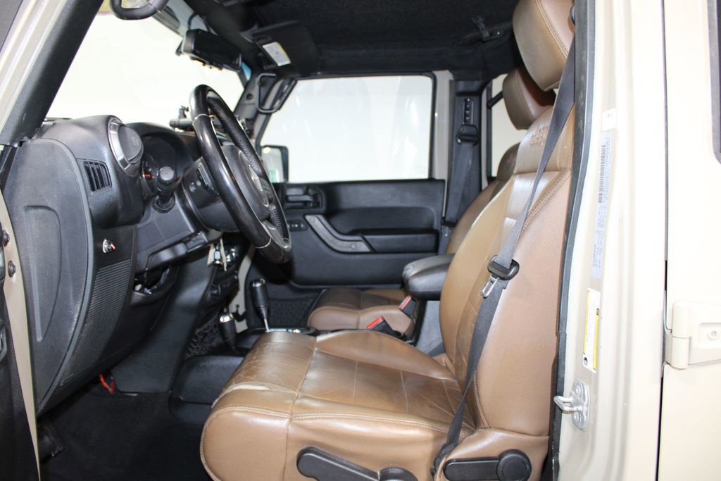 Used 2018 Jeep Wrangler Unlimited Sport S AWD/4WD image 19